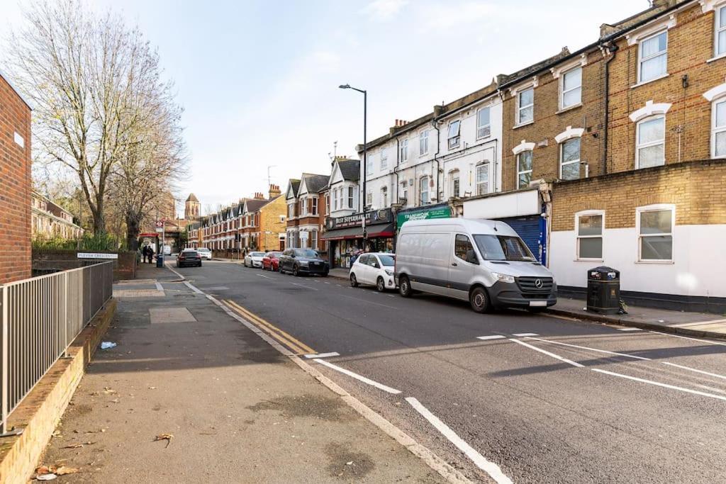 Parkside Stay North London - Victoria Line المظهر الخارجي الصورة
